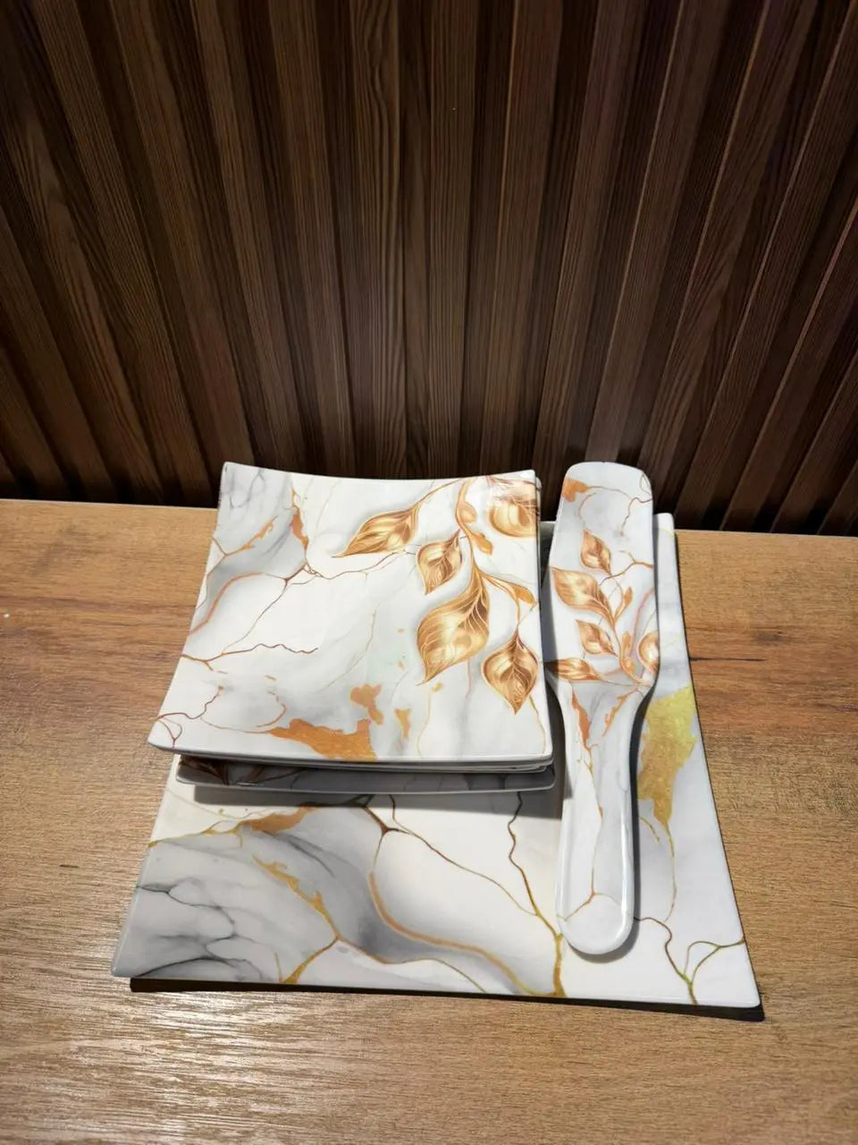 Takalluf Golden Leaf melamine cake platter with marble and gold design